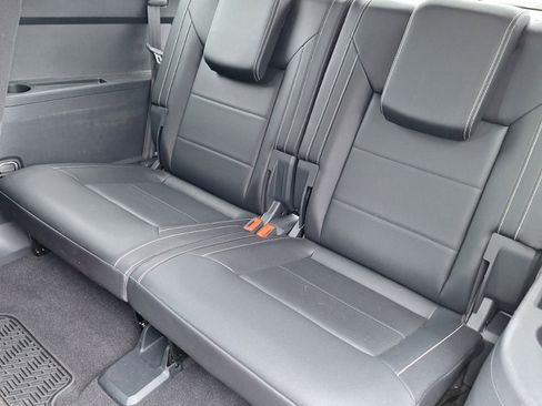 Used 2023 Volkswagen Atlas SE AWD/4WD image 17