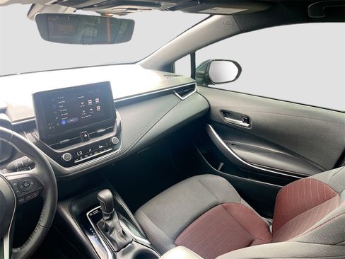 Used 2024 Toyota Corolla SE image 22