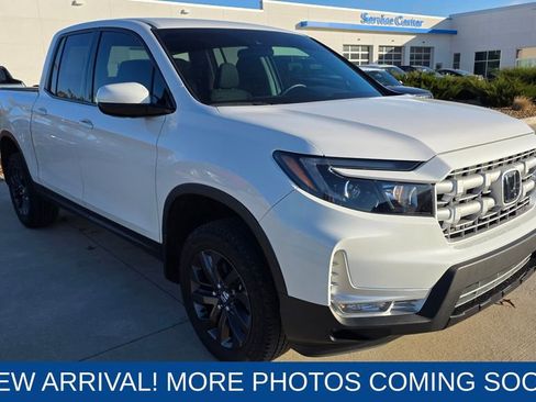 Used 2024 Honda Ridgeline Sport image 7
