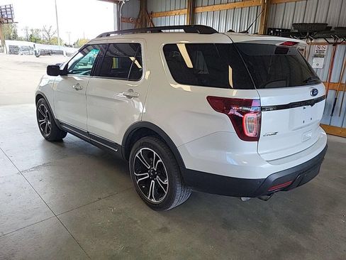 Used 2015 Ford Explorer Sport w/ Equipment Group 401A AWD/4WD image 5