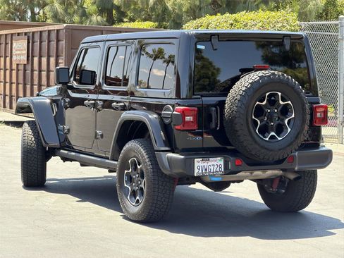 Used 2021 Jeep Wrangler Unlimited Rubicon 4xe w/ Cold Weather Group AWD/4WD image 5