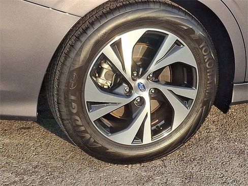Certified 2025 Subaru Legacy Premium image 7