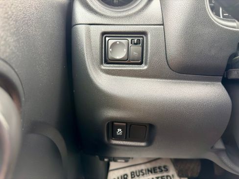 Used 2019 Nissan Versa S Plus image 17