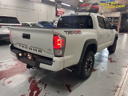 Used 2023 Toyota Tacoma TRD Off-Road image 4