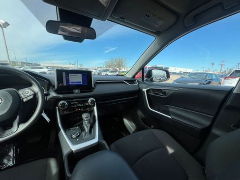 Used 2025 Toyota RAV4 LE image 35