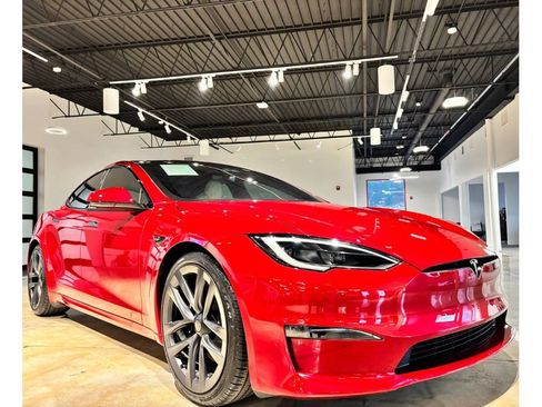 Used 2024 Tesla Model S image 7