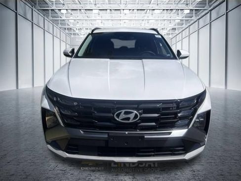 Used 2025 Hyundai Tucson SEL FWD image 2