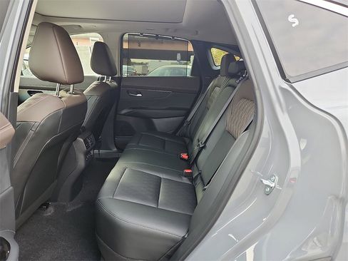 New 2026 Nissan Murano Platinum image 5