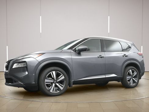 Certified 2023 Nissan Rogue SL w/ SL Premium Package FWD image 24