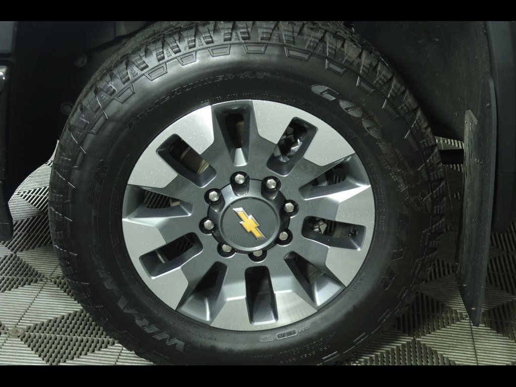 Certified 2026 Chevrolet Silverado 2500 Custom w/ Custom Value Package AWD/4WD image 12