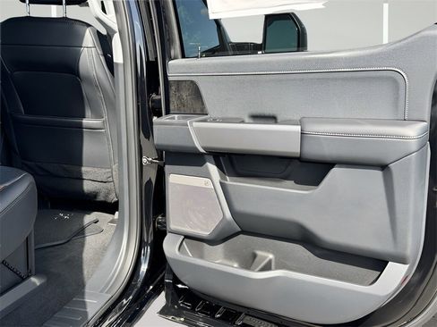 New 2025 Ford F250 Lariat w/ Lariat Ultimate Package image 18