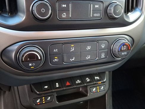 Used 2020 Chevrolet Colorado Z71 image 21