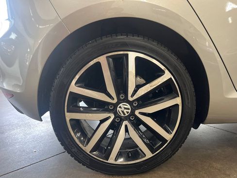 Used 2015 Volkswagen Golf TDI S FWD image 26