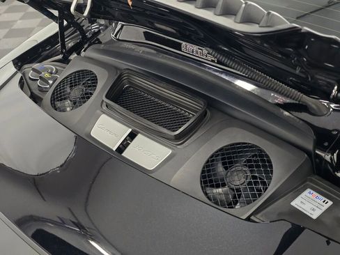 Certified 2018 Porsche 911 Carrera GTS image 27