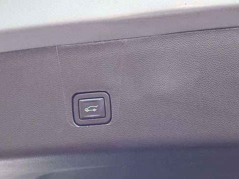 Used 2023 Chevrolet Traverse Premier w/ Redline Edition image 26