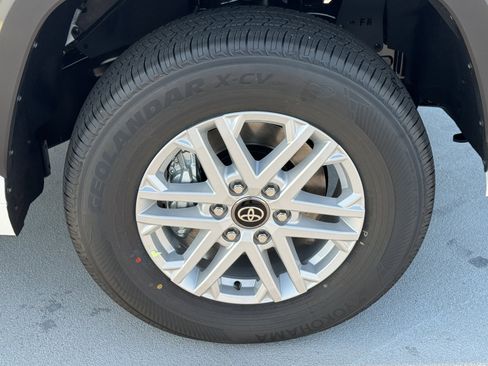 New 2026 Toyota Tundra SR5 image 15