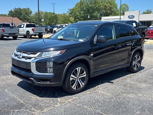 Used 2023 Mitsubishi Outlander Sport ES AWD/4WD image 3