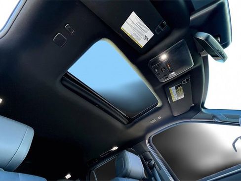 Used 2025 Toyota Sequoia Limited image 24