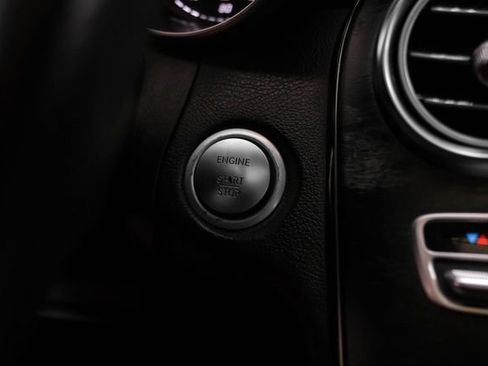 Used 2017 Mercedes-Benz GLC 300 300 Luxury w/ Premium 1 Package image 19