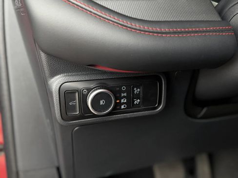 Used 2025 Ford Explorer ST-Line w/ Premium Package image 30