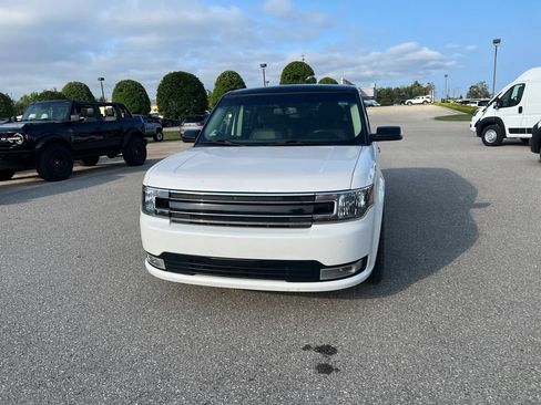 Used 2019 Ford Flex SEL w/ Equipment Group 202A AWD/4WD image 2