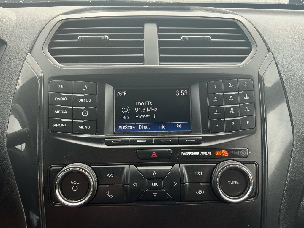 Used 2019 Ford Explorer XLT FWD image 26
