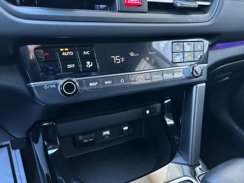 Used 2024 Kia Seltos SX image 22