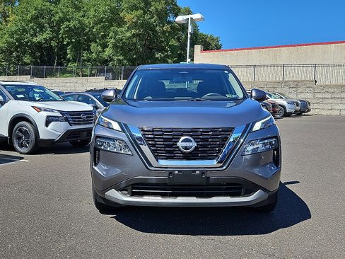 Certified 2023 Nissan Rogue SV image 2
