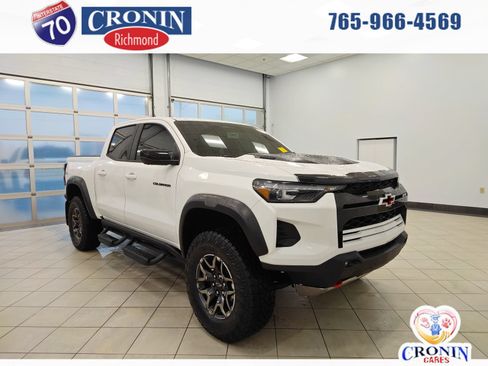 Used 2024 Chevrolet Colorado ZR2 w/ Technology Package AWD/4WD image 1