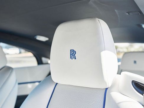 Used 2020 Rolls-Royce Wraith RWD image 43