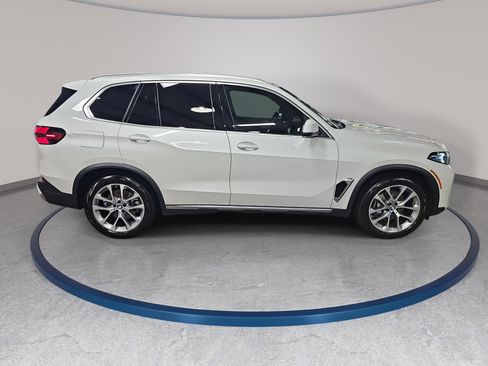 Used 2026 BMW X5 xDrive40i w/ Climate Comfort Package AWD/4WD image 5