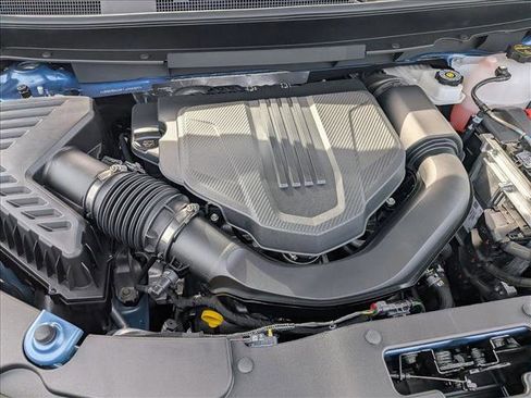 New 2026 Chevrolet Traverse LT w/ Sun and Wheel Package image 16