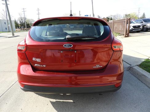 Used 2016 Ford Focus SE FWD image 8