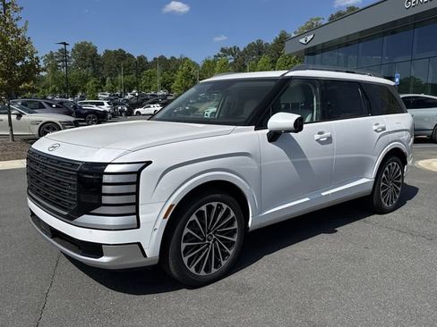 New 2026 Hyundai Palisade Calligraphy FWD image 3