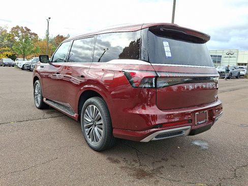 New 2026 INFINITI QX80 Luxe w/ Cargo Package image 3