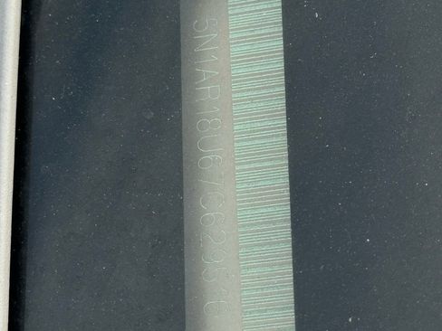 Used 2007 Nissan Pathfinder SE image 13