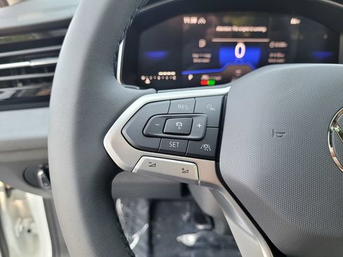 New 2026 Volkswagen Jetta SE FWD image 21