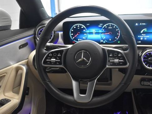 Used 2022 Mercedes-Benz CLA 250 image 24