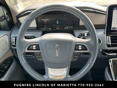 Used 2020 Lincoln Navigator L Black Label w/ Cargo Convenience Package image 28