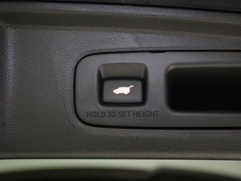 Used 2025 Honda CR-V EX-L image 33