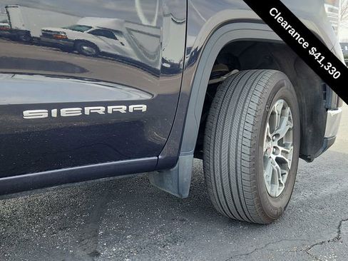 Used 2025 GMC Sierra 1500 SLT image 15