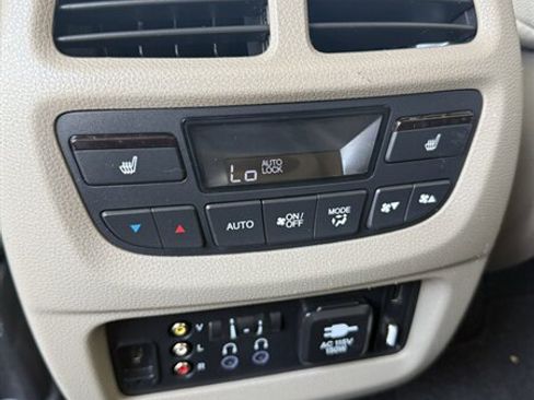 Used 2018 Honda Pilot Elite image 37