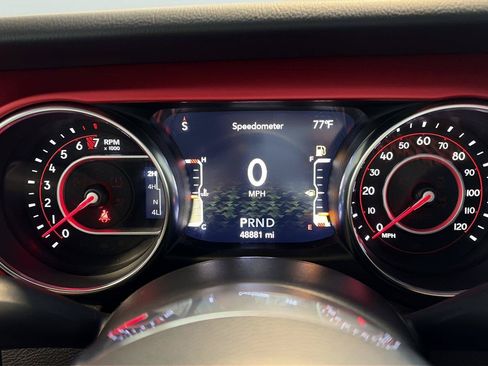Used 2021 Jeep Gladiator Rubicon AWD/4WD image 13