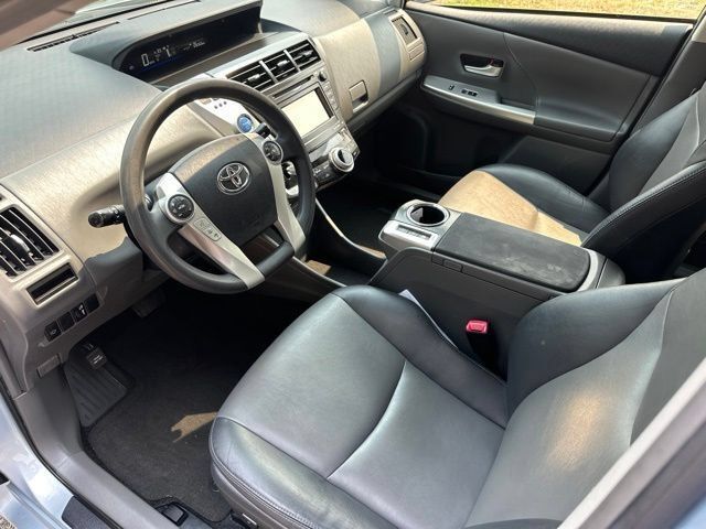 Used 2012 Toyota Prius V Five FWD image 18