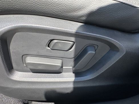 Used 2025 MAZDA CX-5 AWD 2.5 S w/ Premium Plus Pkg image 17