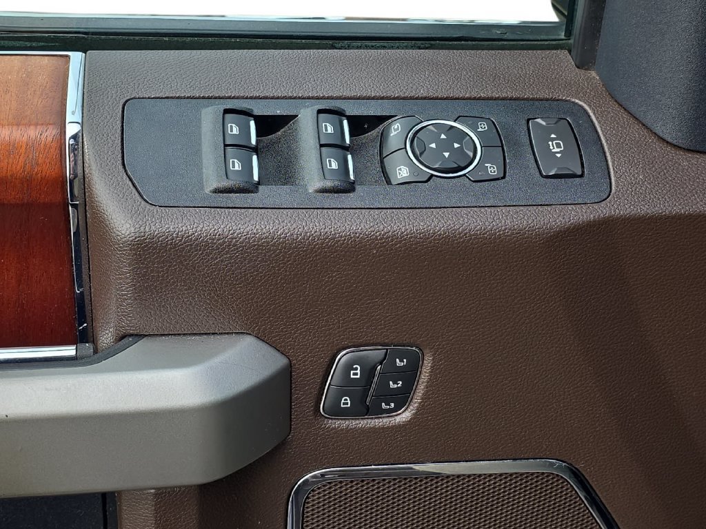 Used 2022 Ford F250 King Ranch w/ FX4 Off-Road Package AWD/4WD image 28