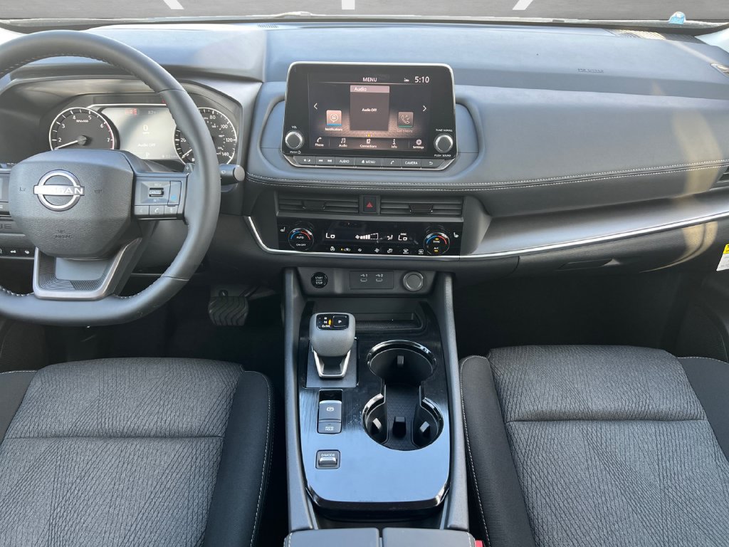 New 2026 Nissan Rogue SV FWD image 4