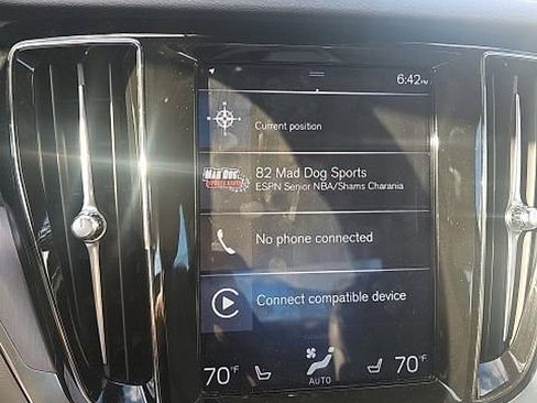 Used 2020 Volvo S60 T6 Momentum AWD/4WD image 3