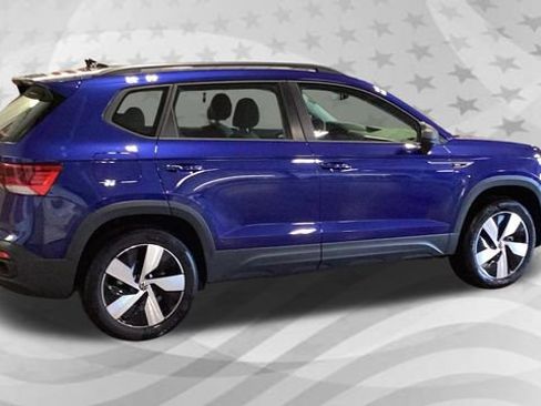Used 2024 Volkswagen Taos S AWD/4WD image 11