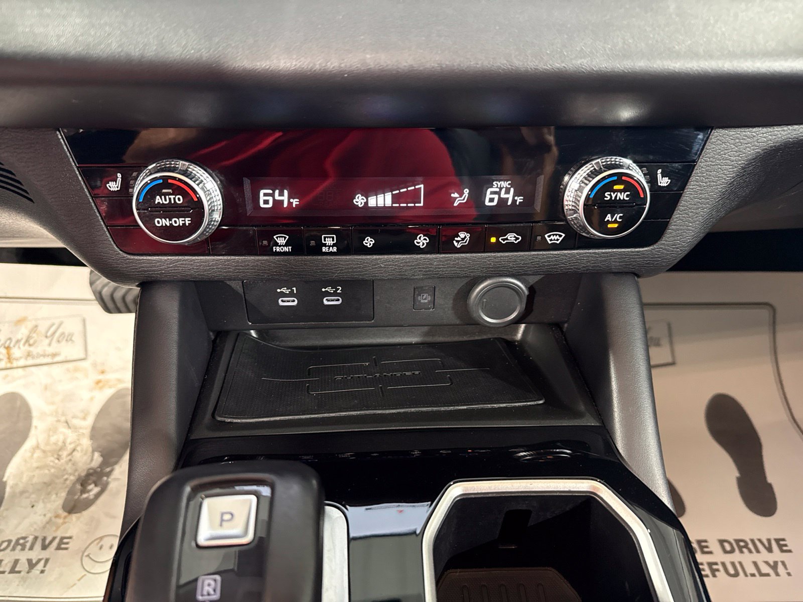 Used 2025 Mitsubishi Outlander SE AWD/4WD image 37
